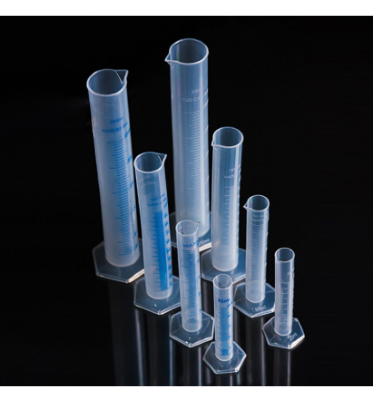 Laboratory function of plastic measuring graduated cylinder