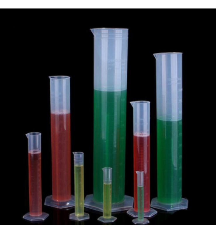 Laboratory function of plastic measuring graduated cylinder